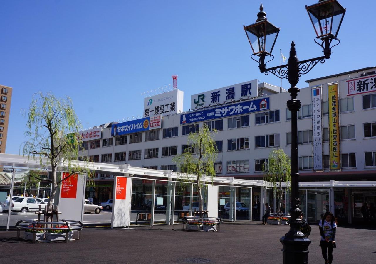 Apa Hotel & Resort Niigata Ekimae Odori Екстер'єр фото