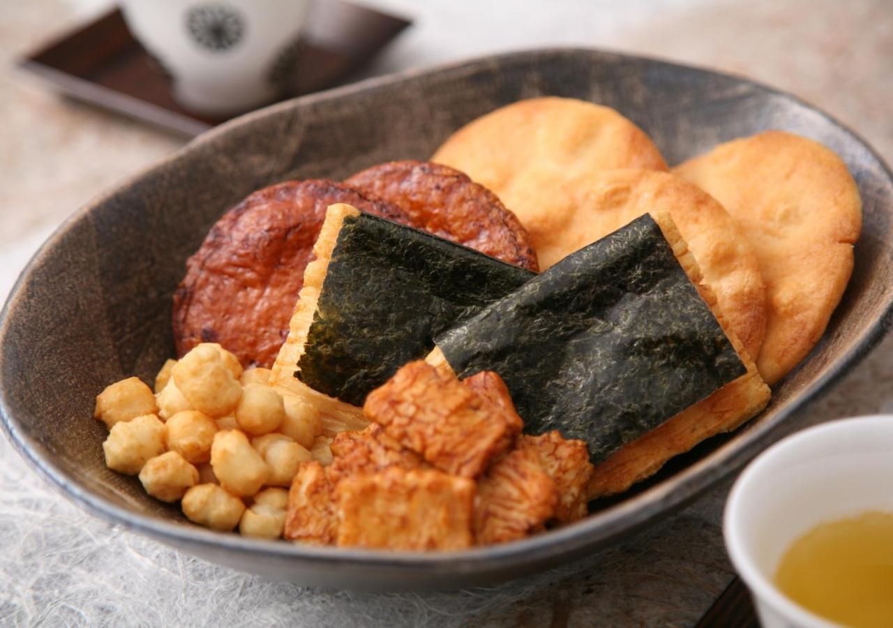 Apa Hotel & Resort Niigata Ekimae Odori Екстер'єр фото