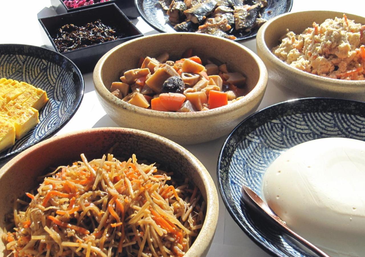 Apa Hotel & Resort Niigata Ekimae Odori Екстер'єр фото